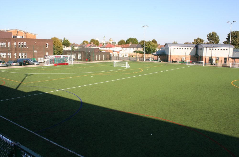 Featherstone Sports Center, London, UK